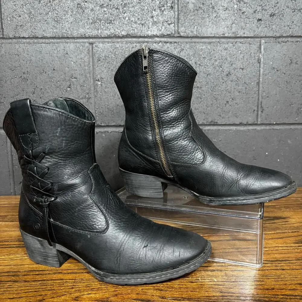 Born Women’s Black Leather Ankle Boots Side Zip Low Heel Western Size 9